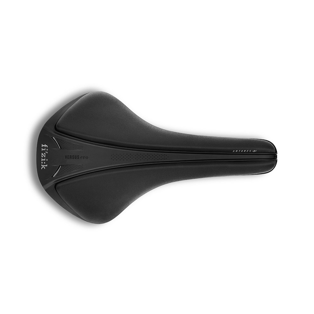 Long distance cycling saddle - Antares R1 Versus Evo - Fizik