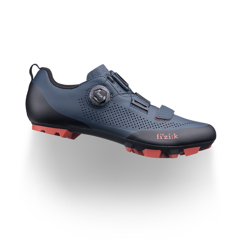 Comfortable mtb and gravel cycling shoes Terra X5 Fizik