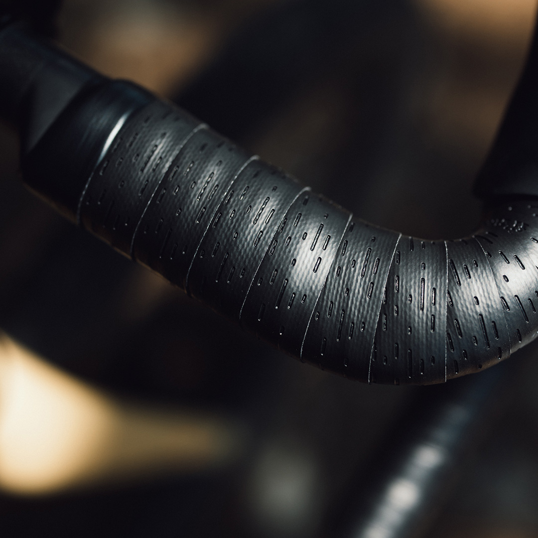 fizik-gravel-bartape-terra-solocush-tacky